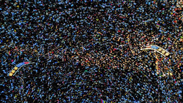 Crème hydratante visage : le secret d'une peau épanouie